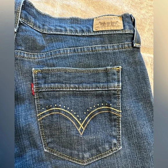 Levi’s 515 Bootcut Jeans Women’s Size 6 Blue Denim Embelleshed - Picture 8 of 9